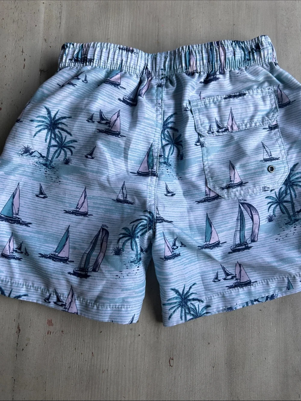 Kids SURF-STYLE Light Blue Sailboat Swim Shorts.SIze 10 boys.